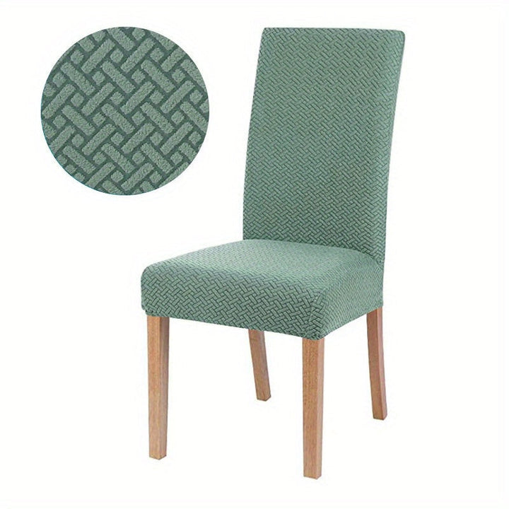 Housse de chaise stretch facile à poser, couleur unie. Pour une protection durable et une décoration simple.