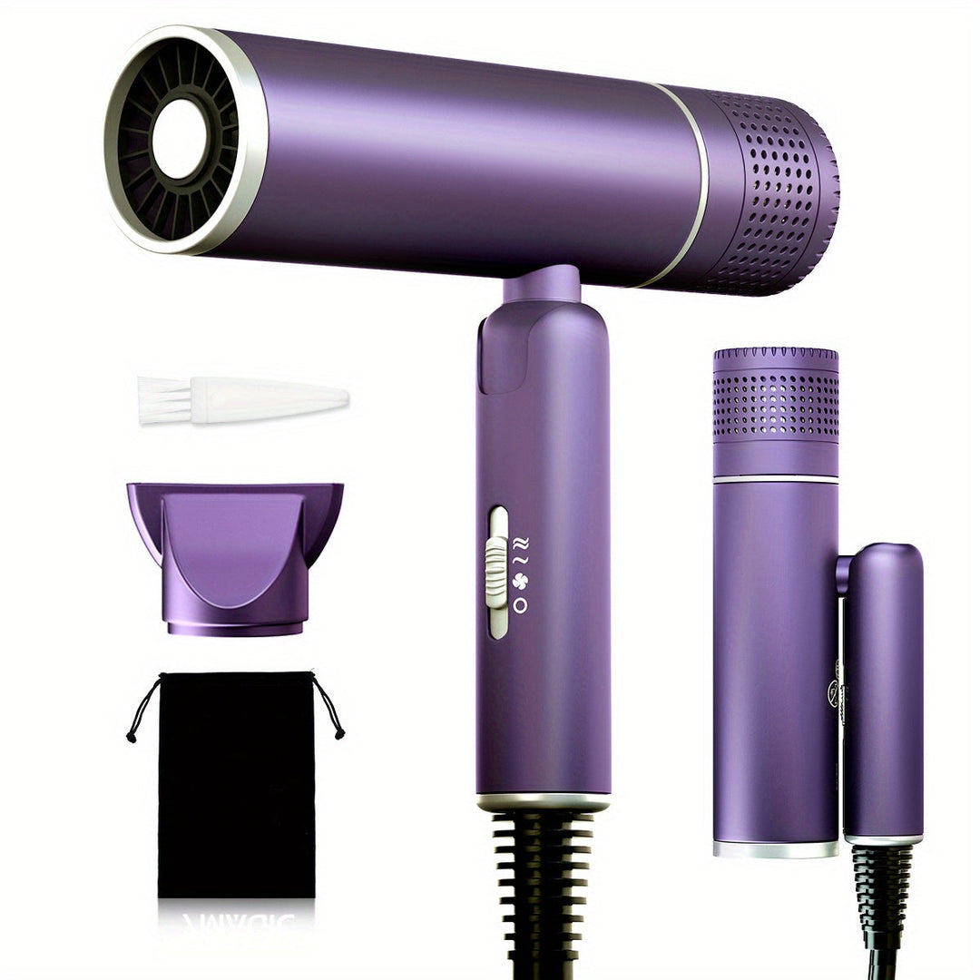 Femme utilisant sèche-cheveux ionique avec diffuseur pour créer volume et boucles définies, sans frisottis.