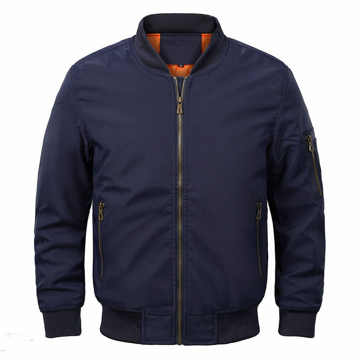 Veste aviateur homme bleu, confortable et chaude pour l'hiver. Blouson élégant parfait pour un look casual mode.