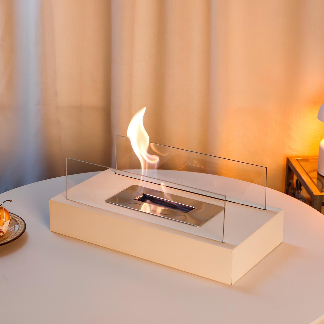 Foyer portable LumaFlame. Une flamme décorative sans fumée pour vos soirées, design contemporain.