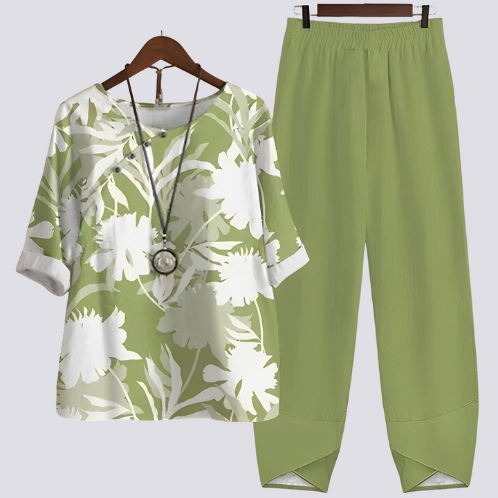 Ensemble femme tendance et confortable à motif élégant, parfait pour le printemps-été.