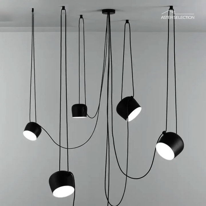Luminaire LED créatif type araignée, plafonnier design unique. Éclairage puissant et décoratif.