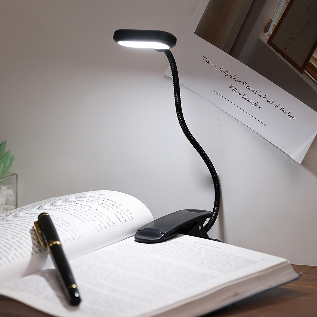 Lumière de lecture sans fil à pince, bras flexible ajustable pour un positionnement optimal, très pratique.