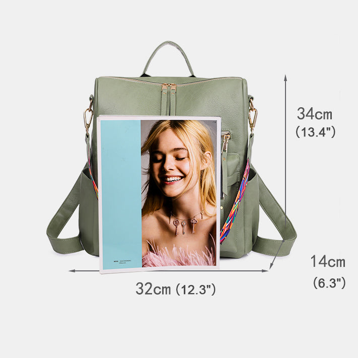 Accessoire de mode femme: sac à dos stylé et pratique pour l'école, le bureau ou les sorties.