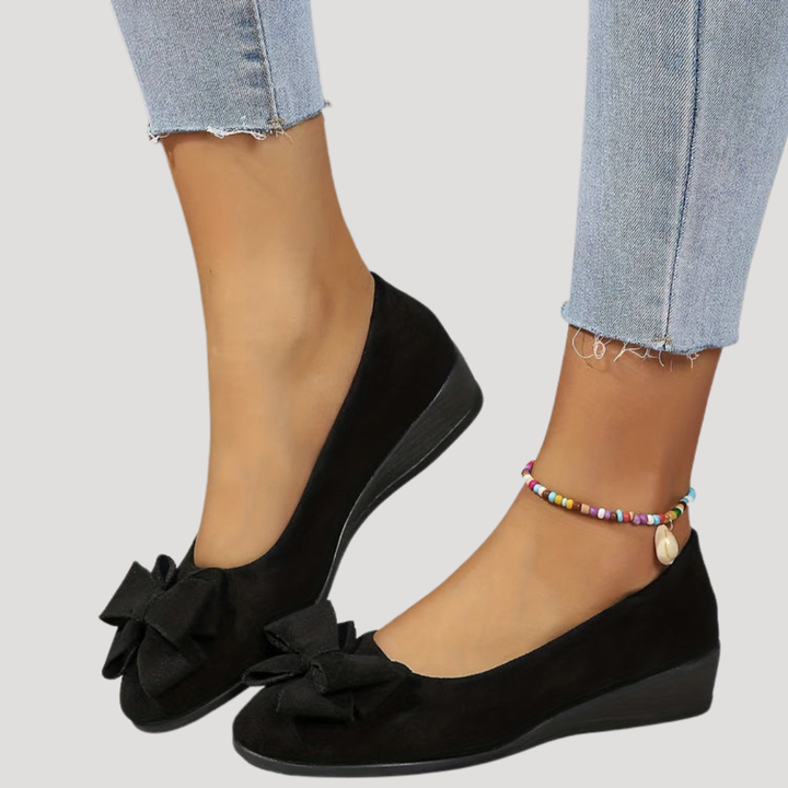 Ballerines compensées femme élégantes à nœud, idéales pour le confort et la mode quotidienne.
