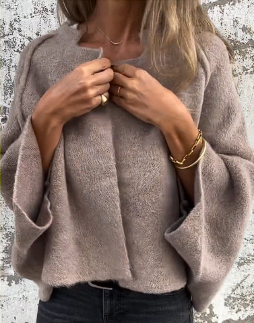 Cardigan femme oversize ouvert en maille, parfait pour un style décontracté chic en automne-hiver. Doux et chaud.