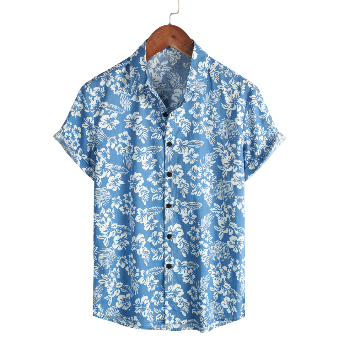 Chemise hawaïenne homme à manches courtes, motif fleuri tropical éclatant, idéale pour l'été et un look décontracté.