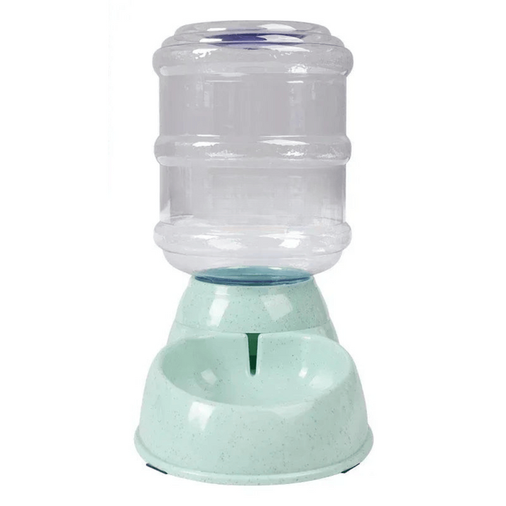 Abreuvoir automatique 3.75L pour chiens et chats, distribue de l'eau fraîche en continu.