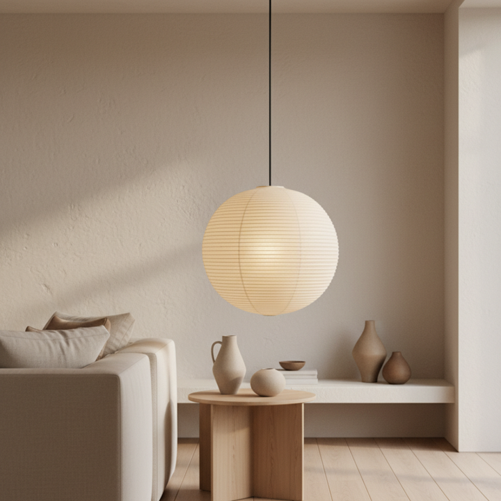 Akari suspension ronde. Éclairage salon, design moderne, style japandi élégant.