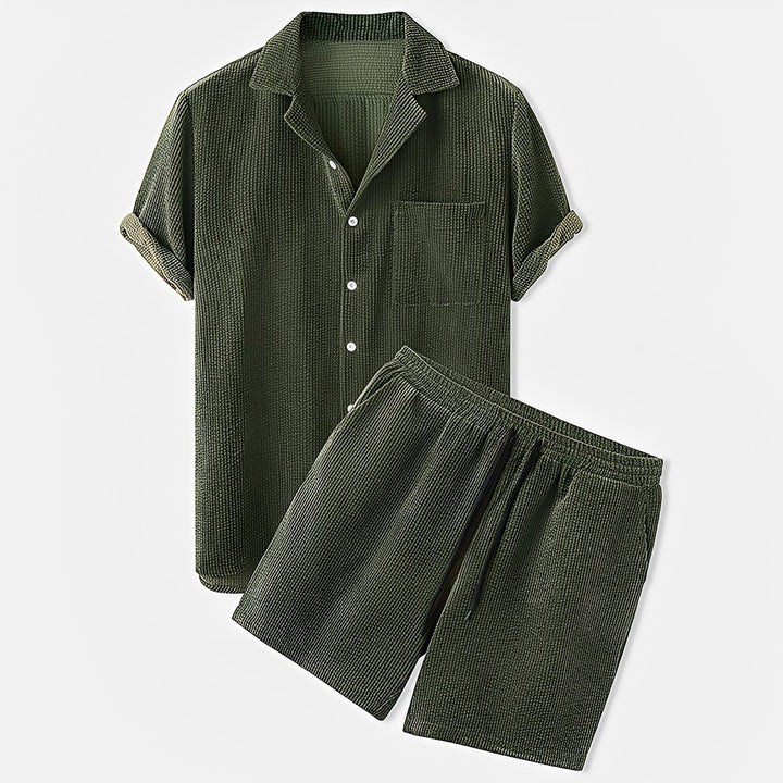 Tenue homme 2 pièces confortable et polyvalente. Ensemble élégant pour une mode masculine décontractée au quotidien.