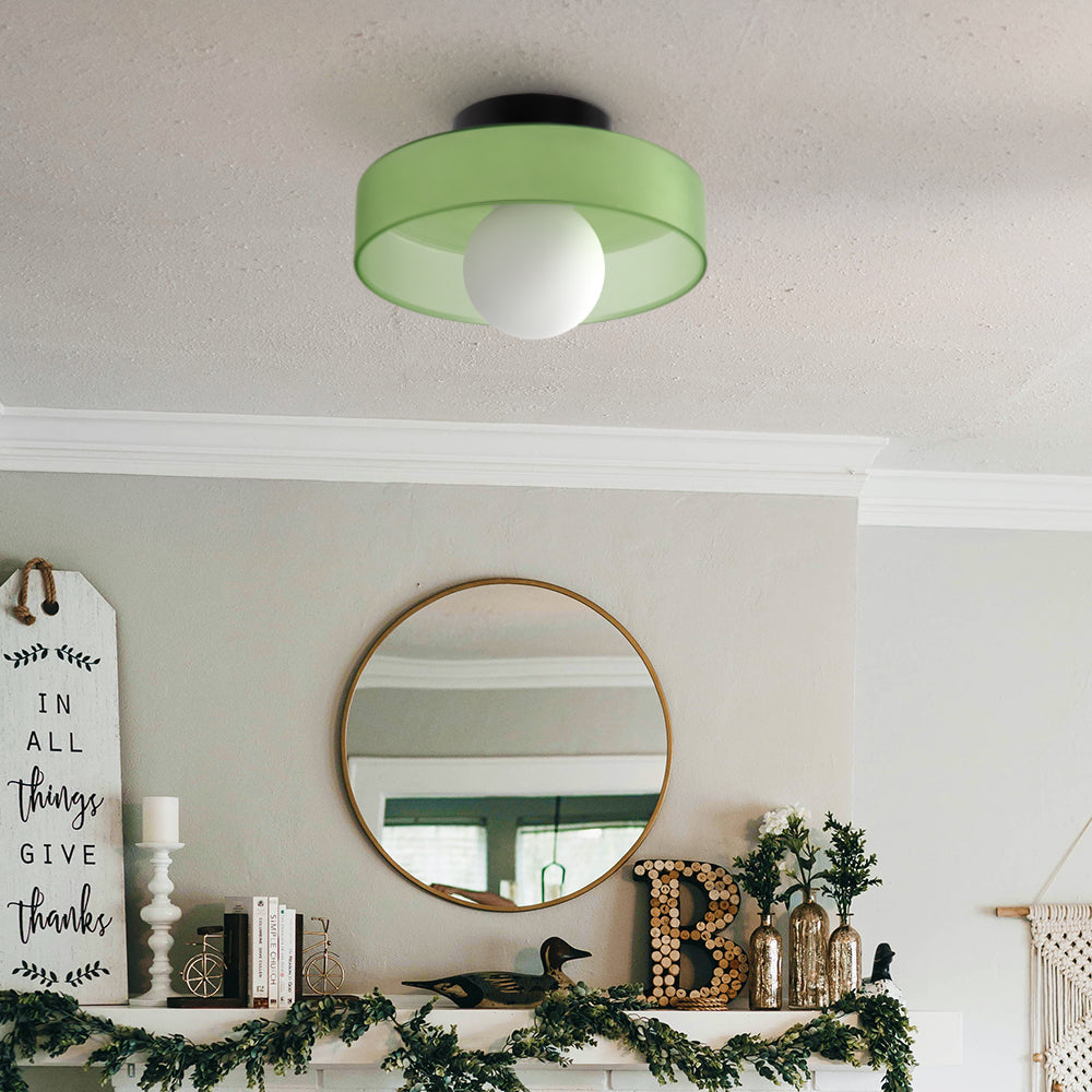 Plafonnier LED rond, design minimaliste pour cuisine et salon modernes.