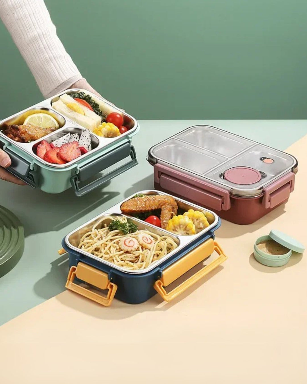 Boîte repas réutilisable bleue, isolée pour bureau et école, couvercle étanche.