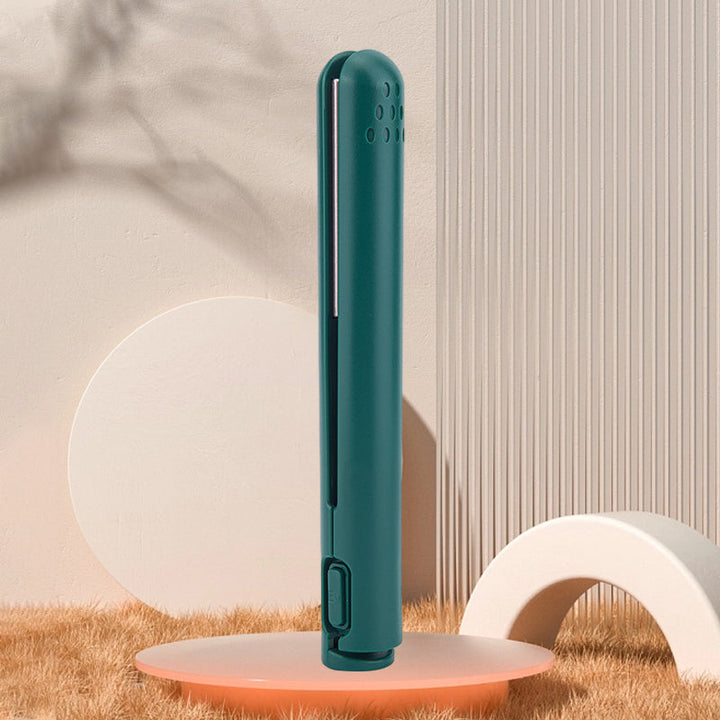 Fer à lisser/boucler de voyage, léger et compact pour des cheveux stylés en toutes circonstances.