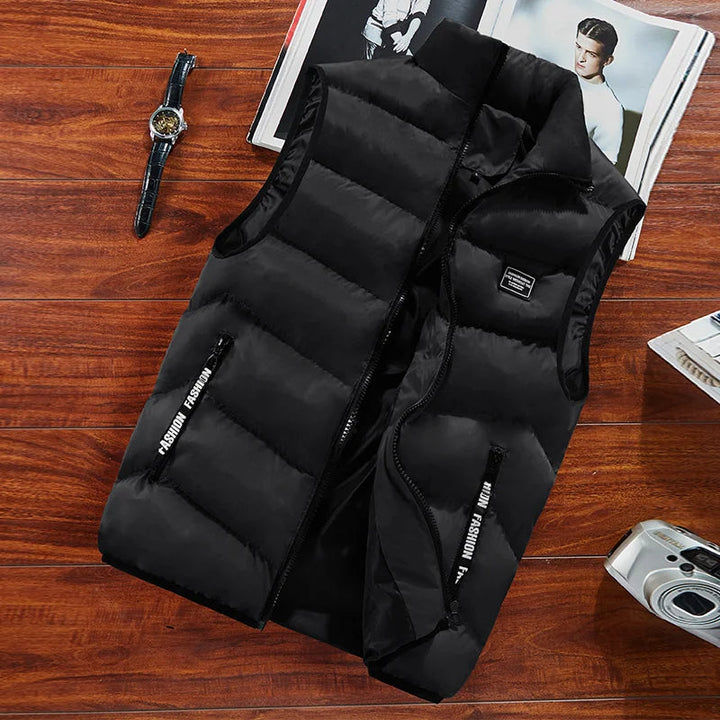 Gilet matelassé homme Clarence, noir, pour un confort urbain et une chaleur optimale en automne/hiver.