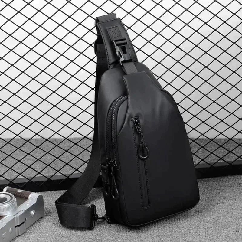Sac de voyage léger anti-vol et imperméable UrbanShield, pour un confort et une sécurité maximale.