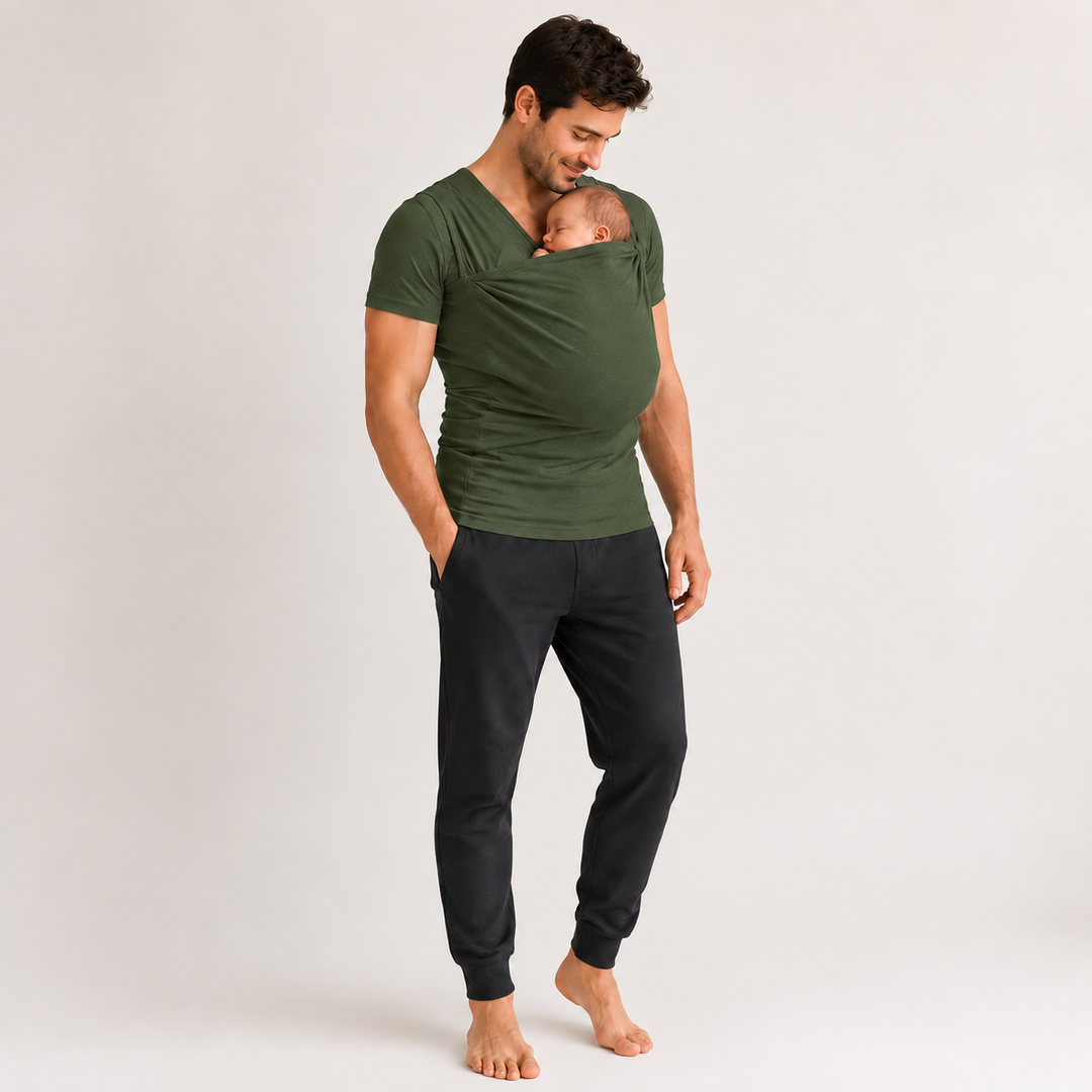 T-shirt de portage bébé gris, solution mains libres pour parentalité, confort et allaitement facile.