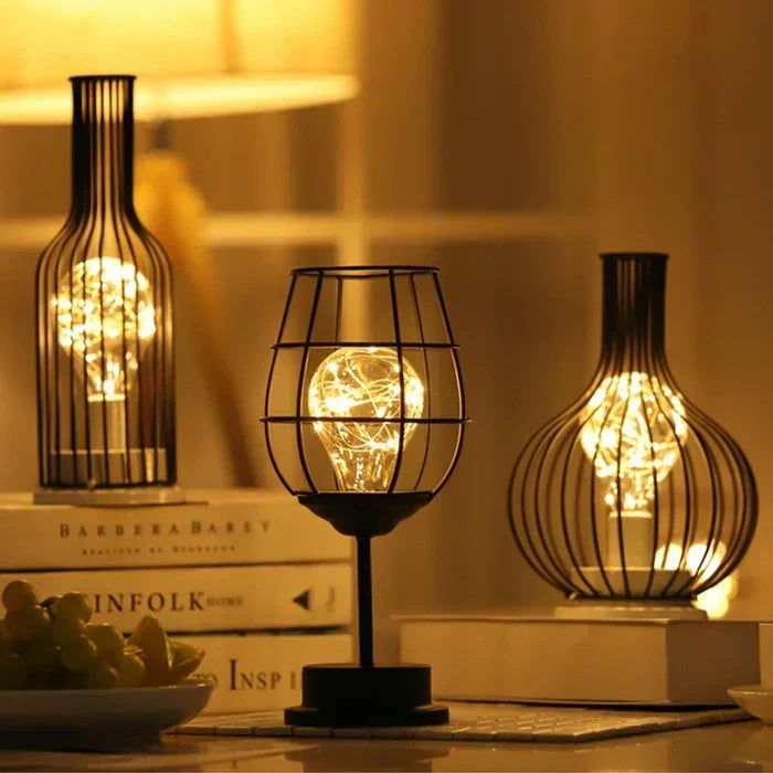 Lampe de table LED, lumière douce et chaleureuse, idéale pour une ambiance cosy et une décoration moderne.