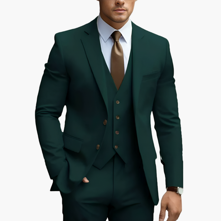 Costume homme élégant 3 pièces pour mariage, comprenant veste, gilet et pantalon.