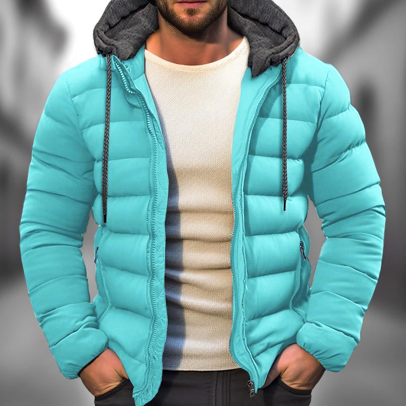 Veste homme hiver matelassée noire avec capuche, idéale pour le froid et le style décontracté.
