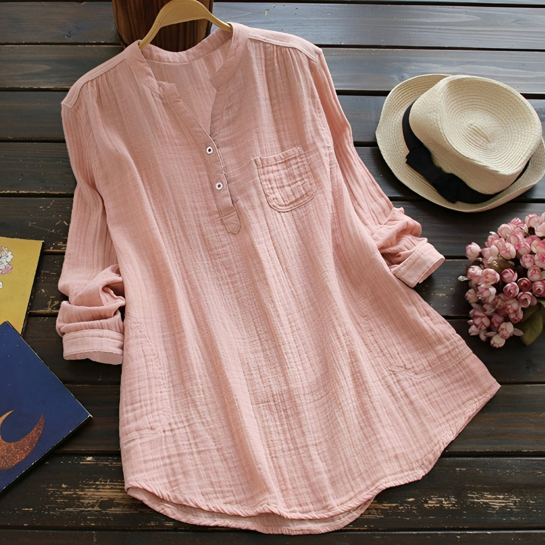 Blouse femme décontractée, confortable et élégante. Parfaite pour le bureau ou une sortie estivale. Style intemporel.