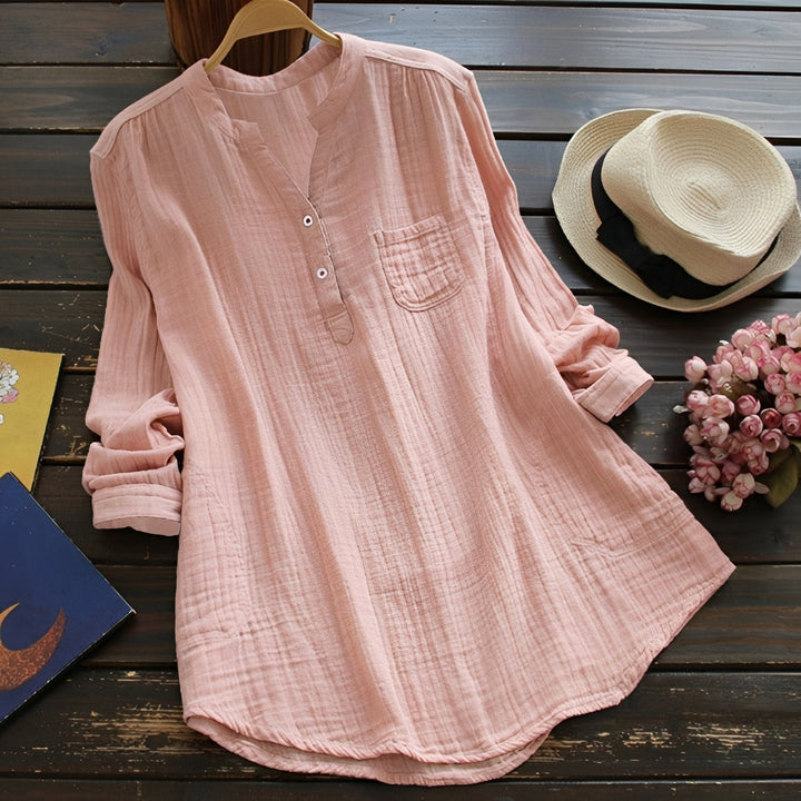 Blouse femme décontractée, confortable et élégante. Parfaite pour le bureau ou une sortie estivale. Style intemporel.