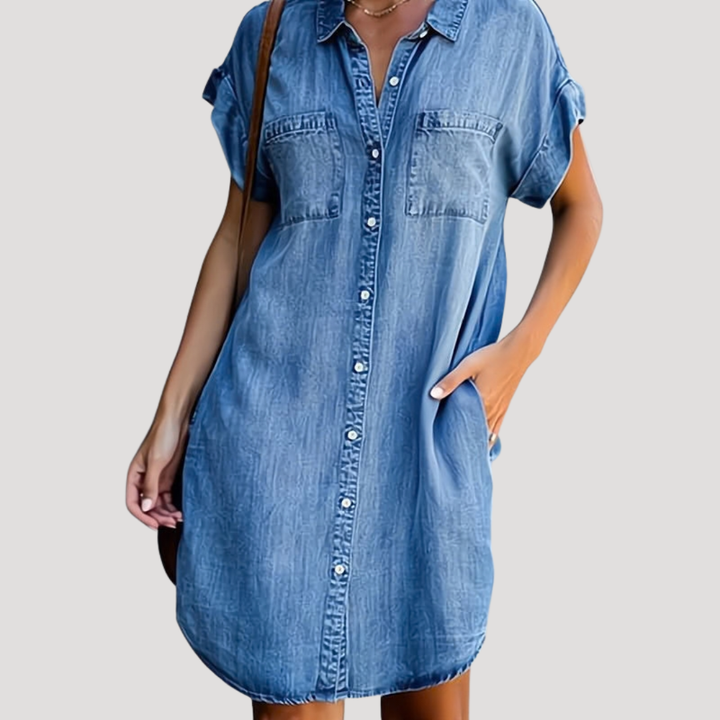 Robe chemise courte boutonnée élégante pour femme, manches courtes, idéale été. Style décontracté chic.