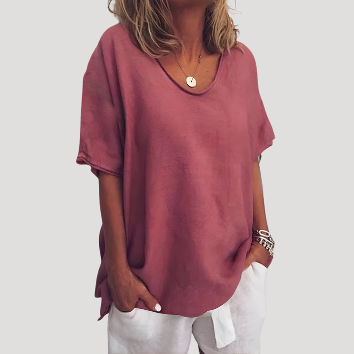 T-shirt femme ample et confortable, parfait pour un look décontracté quotidien.