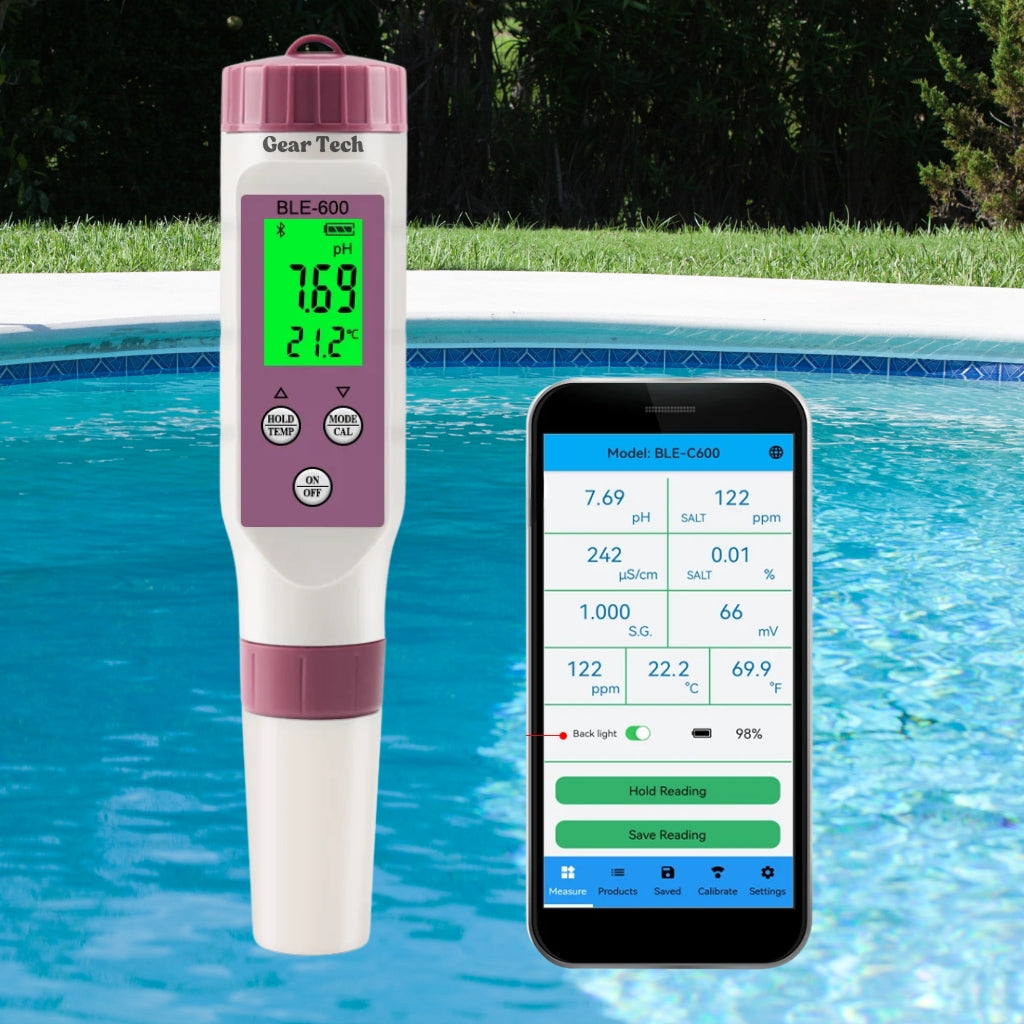 Testeur numérique 7-en-1 piscine. Analyse pH, chlore, ORP, EC, TDS, température pour qualité eau optimale.