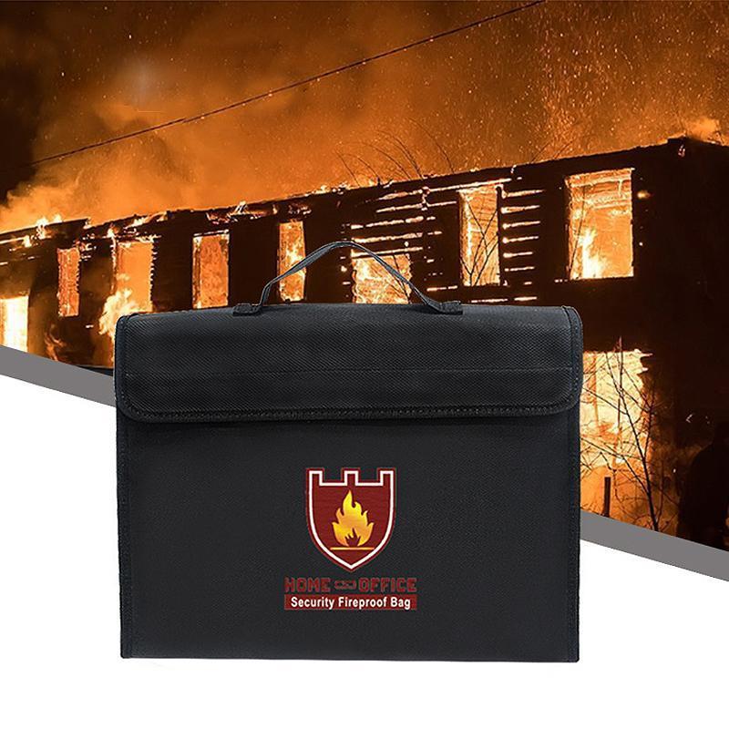 Sac ignifuge et étanche noir pour documents importants, argent et valeurs, idéal pour maison ou bureau.