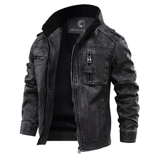 Veste homme biker noire élégante et intemporelle, style robuste pour la mode masculine casual chic.