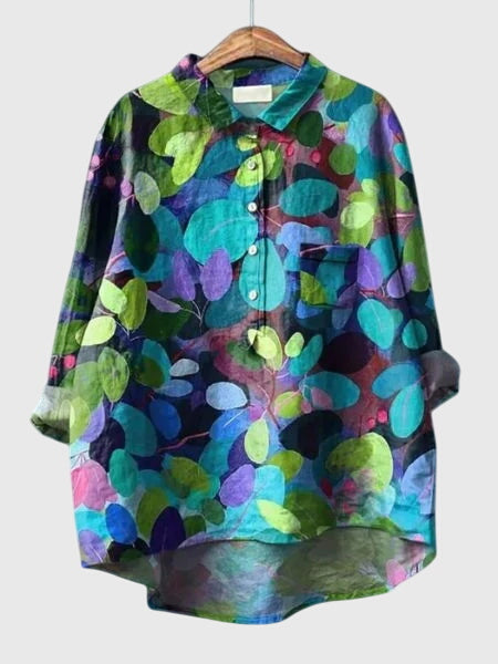 Blouse femme à motifs floraux délicats, pour une allure élégante et confortable.