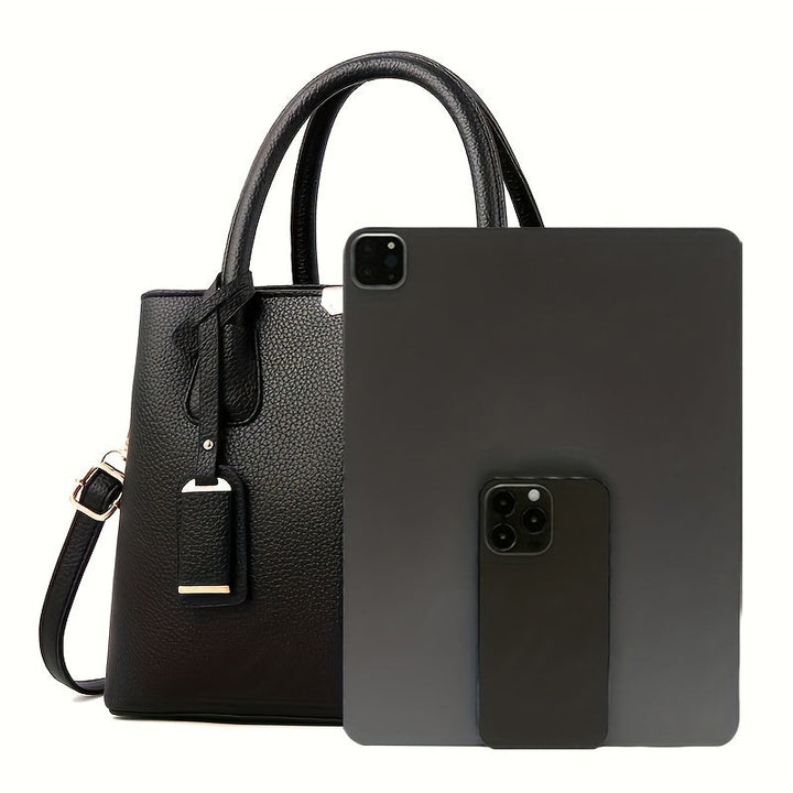 Sac à main femme de couleur neutre, un accessoire chic et spacieux, polyvalent pour le quotidien.