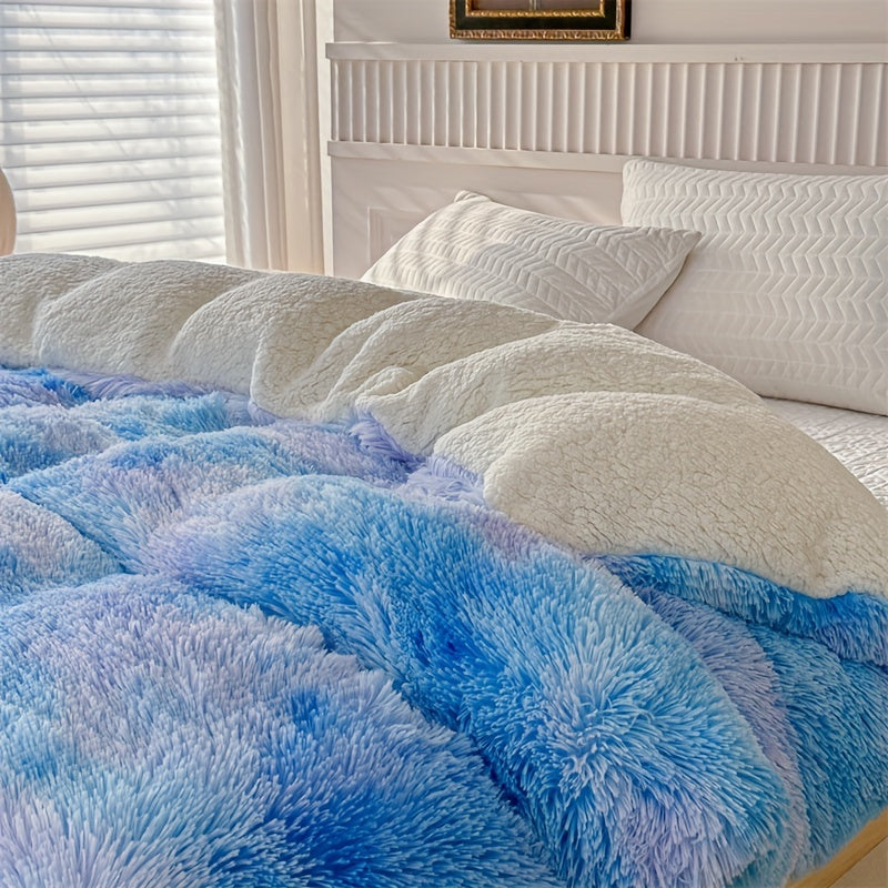 Jeté de canapé polaire moelleux, ajoute chaleur et style à votre décoration intérieure hivernale.