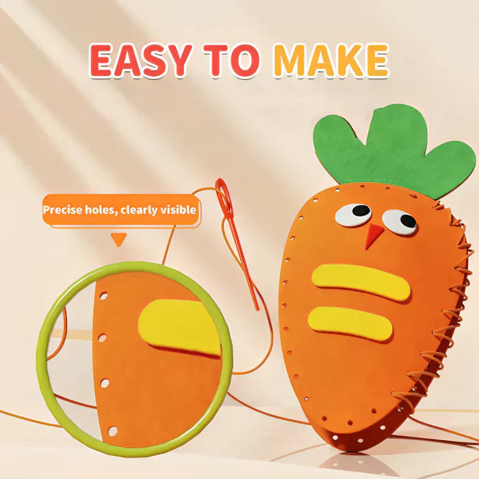 Enfant fier de sa création avec ce kit de couture DIY. Favorise le développement et la créativité.