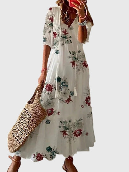 Robe décontractée femme bohème, imprimé floral vintage, parfaite pour les journées d'été ensoleillées.