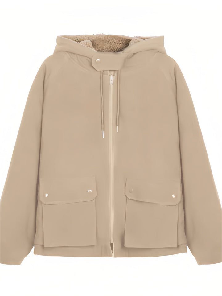 Manteau d'hiver femme réversible, style décontracté. Parka kaki chaude et tendance, idéale pour le confort féminin.