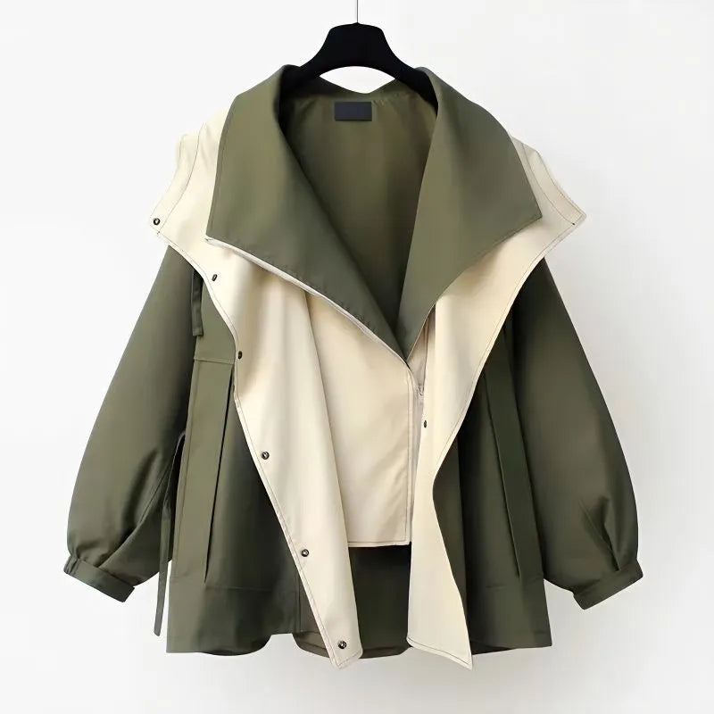 Veste imperméable 3-en-1 tendance pour femme. Idéale au printemps, coupe-vent, respirante et légère pour l'extérieur.