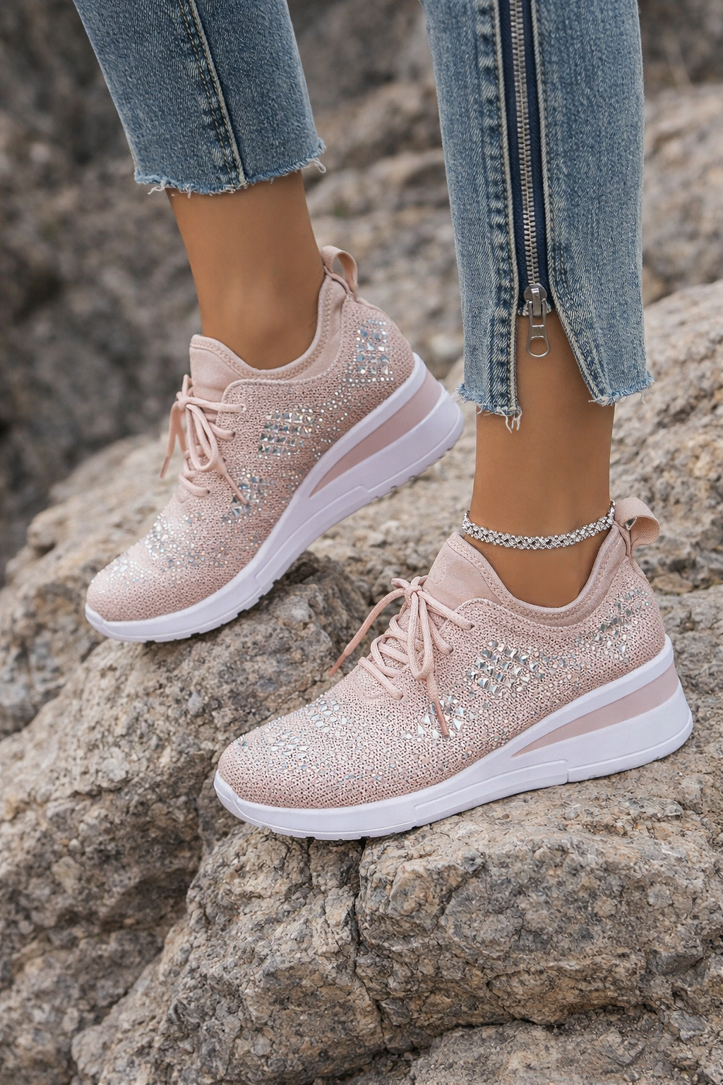 Chaussures Elva pour femmes: confort et soutien orthopédique assurés, idéales au quotidien.