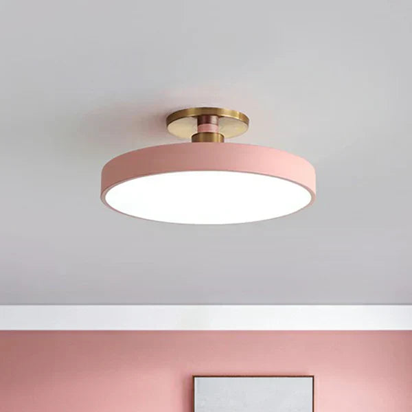 Éclairage de salon moderne, plafonnier LED rond style nordique, design élégant pour une ambiance chaleureuse.
