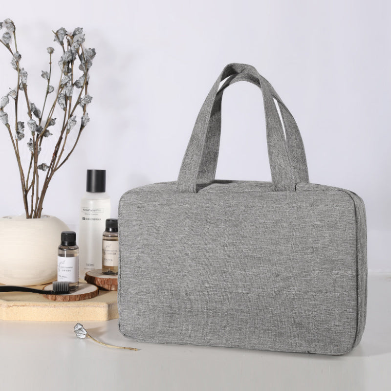 Organisateur de voyage pour produits de beauté, durable et pratique pour un transport aisé.