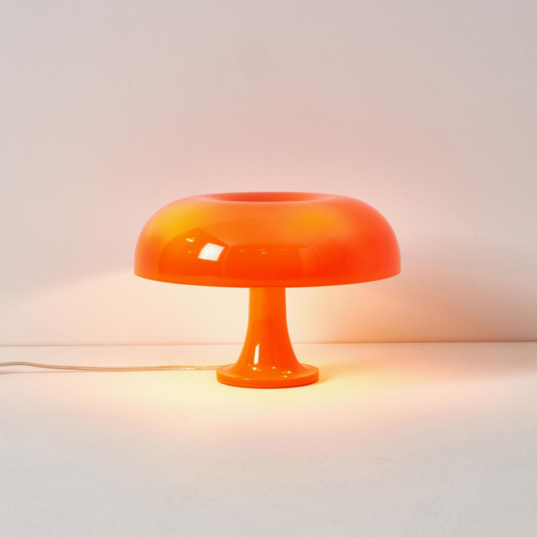 Lampe champignon rétro LED, parfaite pour une chambre moderne ou un salon au style vintage.