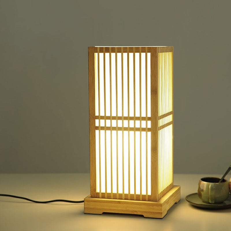 Lampe de chevet apaisante, design naturel et moderne pour une chambre relaxante.
