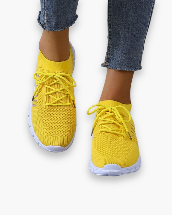 Chaussures de marche femme respirantes, légères et confortables, idéales pour le quotidien et l'été.