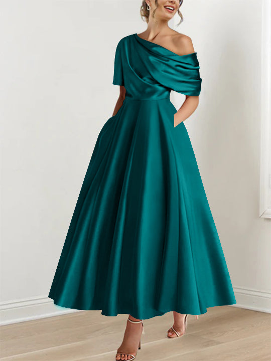 Robe de mère de la mariée, A-line, épaule dénudée, volants, longueur cheville, chic et fluide.