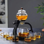 Théière noire avec 6 tasses