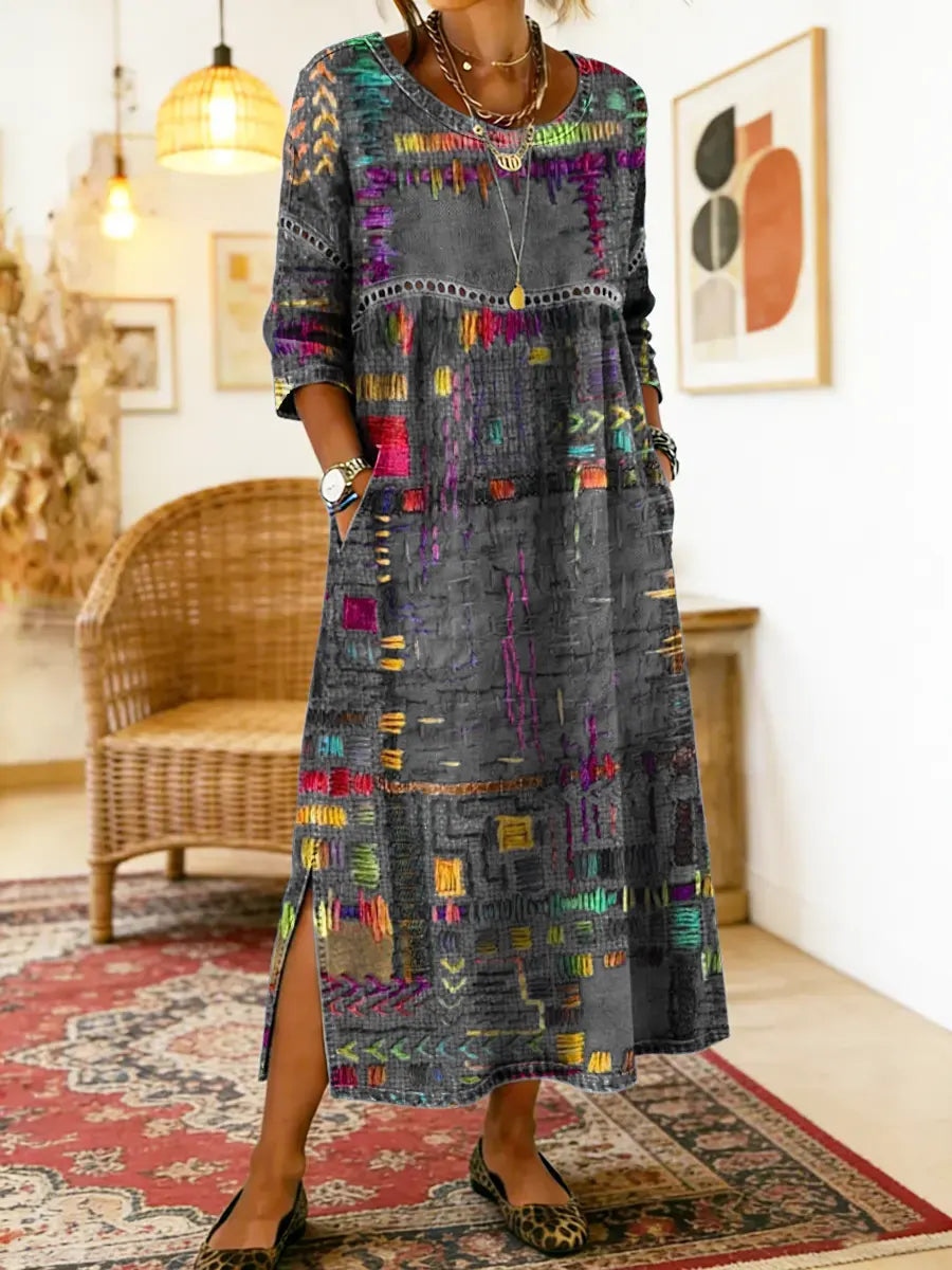 Robe femme en coton denim fluide, motif patchwork. Élégante et confortable pour l'automne.