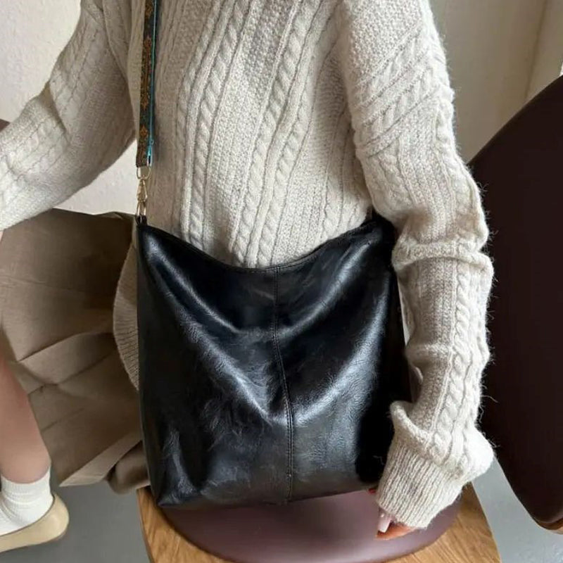 Sac bandoulière Wanda, accessoire femme en cuir PU, alliant élégance et praticité.