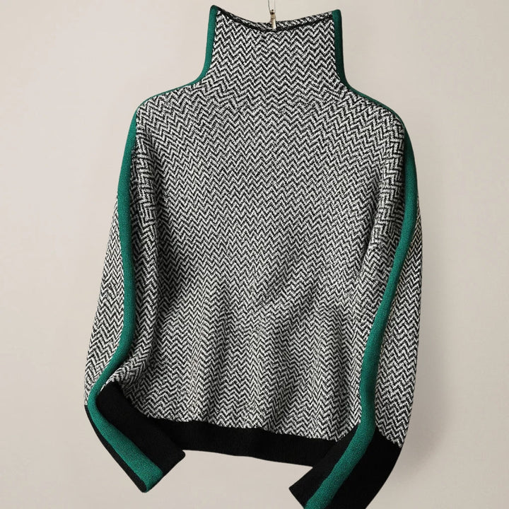 Vue du pull col montant pour femme. Confortable et chic, ce pull en tricot est un essentiel élégant pour l'hiver.