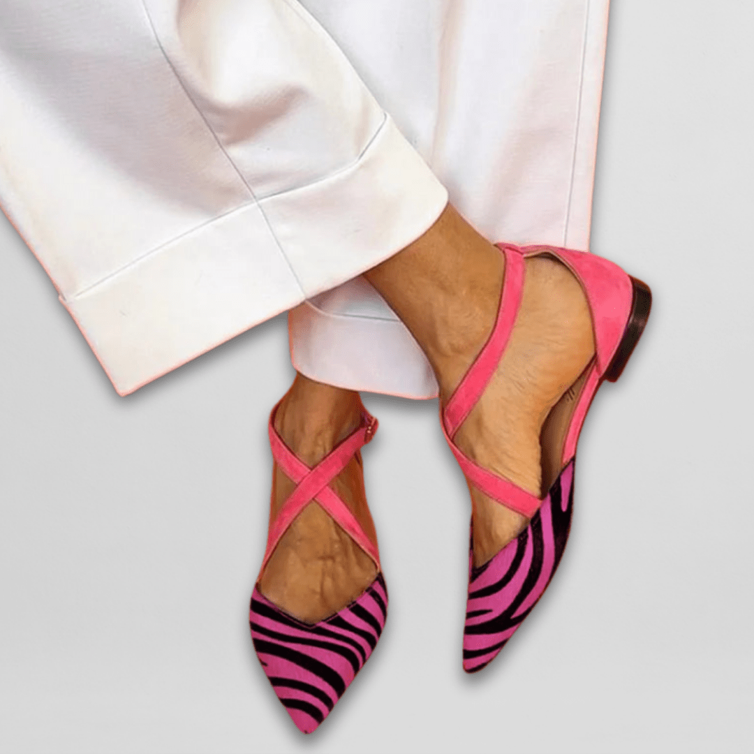 Ballerines souples bleues marines Elisa à brides fines, parfaites pour la mode féminine printemps-été.