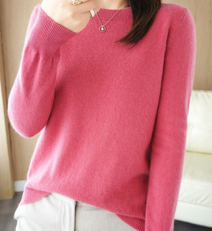 Pull femme chic, confortable et moderne, parfait pour les journées fraîches d'automne.